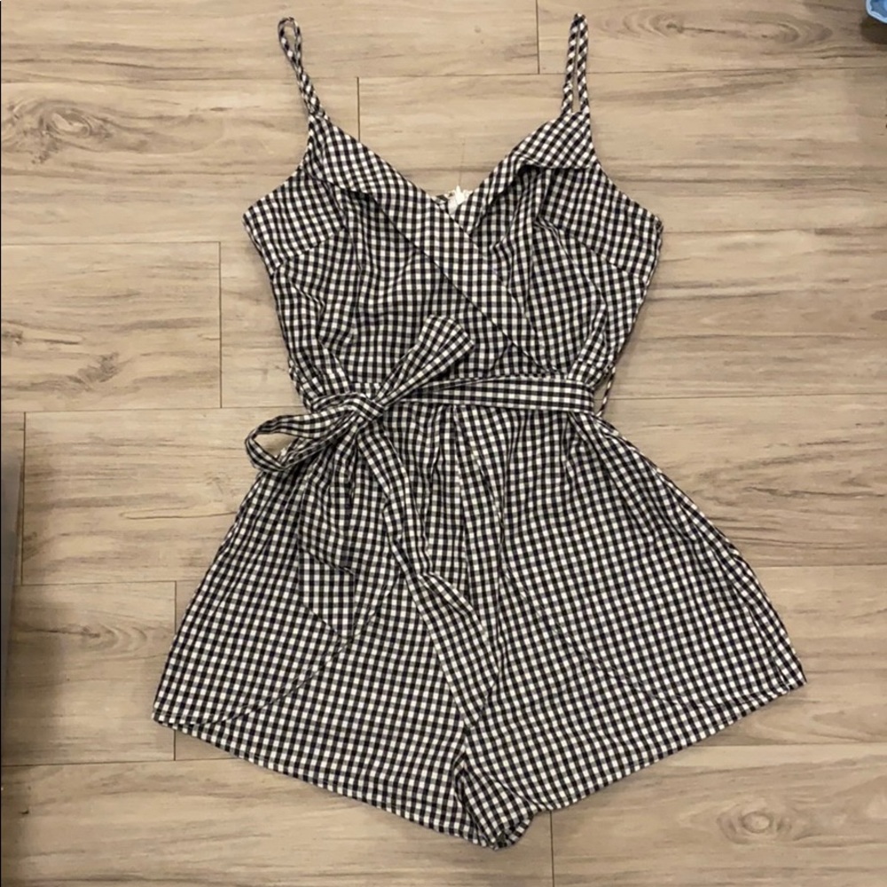 Boutique Checkered Romper - Illa Illa brand